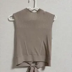 アプワイザーリッシェ ノースリーブニット バックリボン