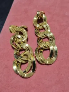 Item thumbnail for item 5edaca64-5b51-4915-bf13-40fa54ad2ae8