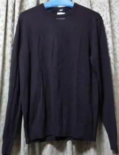 クルーネックセーター