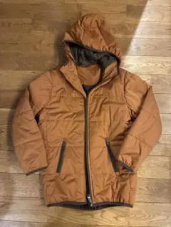 美品フード付きアウター　サイズ140 キャメルオレンジブラウン