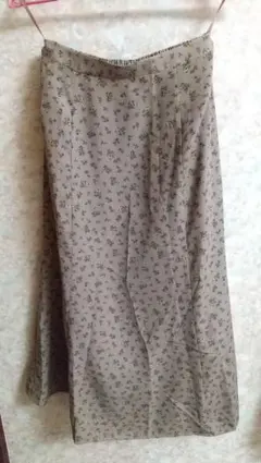 Earth 花柄 パープル スカート