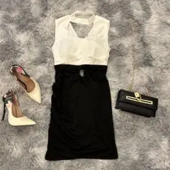 キャバドレス　ハイネック タイトフィットドレス ホワイト・ブラック