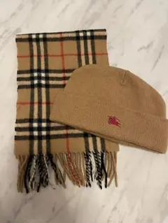 バーバリー　チェック柄 マフラー ニット帽 セット