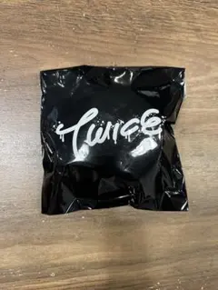 TWICE THIS IS FOR 蓄光ラバーバンド【サブリー】（未使用品）
