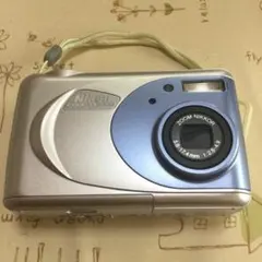 2026年最新】nikon coolpix 2000の人気アイテム - メルカリ