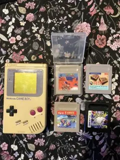 Nintendo Game Boy 本体とゲームソフト4本セット