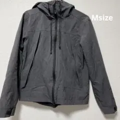 【美品】フード付きジャケット アウトドア 万能アウター マウンテンパーカー M