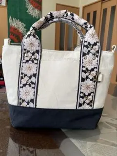 Item thumbnail for item 114849a0-3b84-41a5-a4d1-1a62d729445c