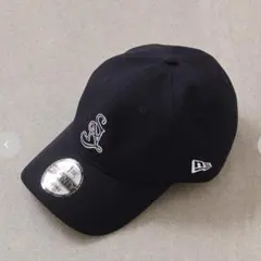 【SNIDEL|NEW ERA®】エンブレムキャップ