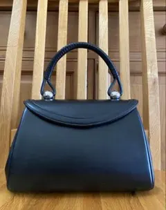 濱野皮革工藝　ブラックハンドバッグ 内ポケット付き