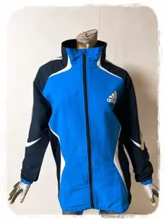 ☘️T18940☘️adidas ナイロンジャケット ロゴ O