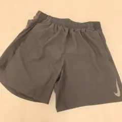 Nike DRI-FIT ブラック ショートパンツ Sサイズ