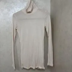 リブ素材 タートルネック長袖トップス オフホワイト