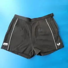 バタフライ 卓球用 黒ショートパンツ女子OX、胴囲７３cm