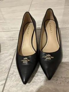 新品・未使用品】COACH コーチ パンプス ポインテッドトゥ 本革 黒 6