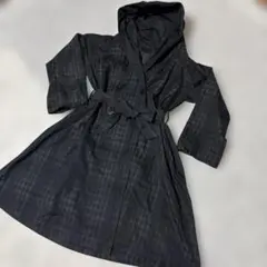 ブラック トレンチコート