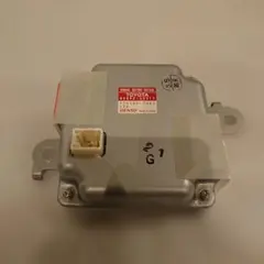 トヨタアクア ハイブリッドボルテージセンサーのサムネイル