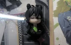 ツイステッドワンダーランド　マレウス　肩ズン