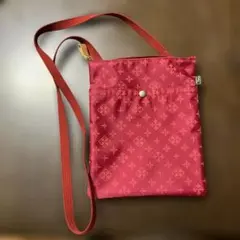 Daily Russet レッドショルダーバッグ