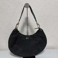 GUCCI グッチ シェリーラインGGキャンバス ハーフムーン ブラック
