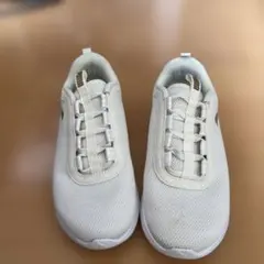 PUMA スニーカー ホワイト ゴールドのサムネイル