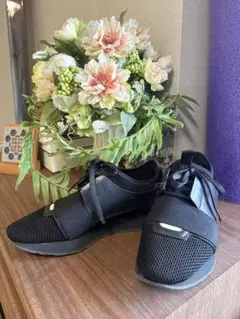 BALENCIAGA RACE RUNNER スニーカーブラック38のサムネイル