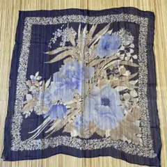 Nina Ricci 花柄シルクスカーフ