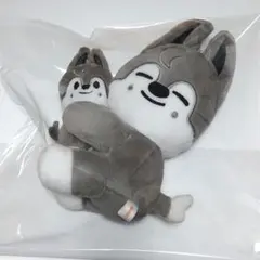 straykids TOYWORLD ウルフチャン 抱きぬいぐるみ skzoo - メルカリ