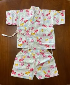 サイズ90 　くろわっさんず　べべ　花・金魚柄 甚平