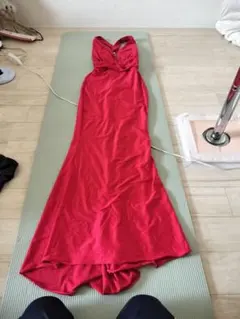 ロングドレス レッド ホルターネック