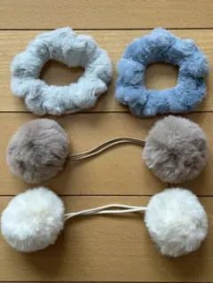 【新品】★もこもこシュシュ2個★ファーポンポンゴム2個★まとめ売り4点セット★