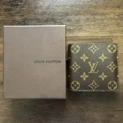 ルイヴィトン　二つ折り財布　モノグラム　ポルトフォイユマルコ
