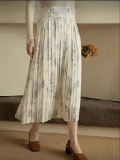 門脇伶奈ちゃん着用＊トワルドジュイフレアスカート