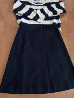 MK KLEIN 黒スカート