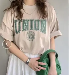 ディスコート　【ユニセックス】サークルカレッジロゴ半袖Tシャツ