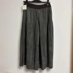 レディース キュロットスカート 秋冬用　カーキ色　新品