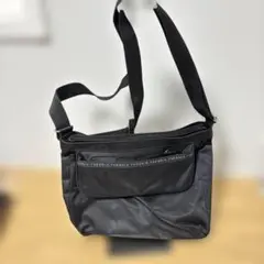 ブラックショルダーバッグ