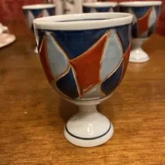 幾何学模様の脚付きカップ 4個セット（酒器？）