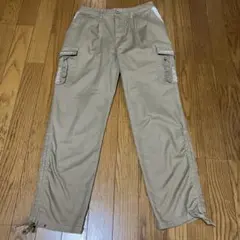 アクシーズファム、ベージュ カーゴパンツ 刺繍付き