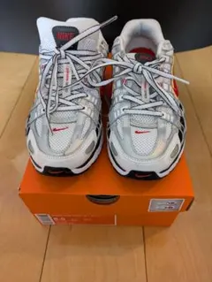 ナイキ　BOWERMAN SERISES レディーススニーカー25.5cmのサムネイル