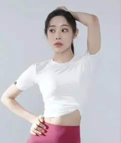 XEXYMIX ゼクシィミックス ⭐︎ フレッシュフェザーねじりクロップドトップ