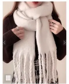 【新品未使用タグ付き】GRL起毛フェイクウールフリンジボリュームマフラー