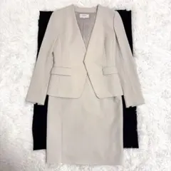 美品　UNTITLED セットアップ ノーカラージャケット スカート