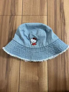 大人用　美品　ハローキティ　バケットハット　デニム　　KITTY サンリオ　刺繍