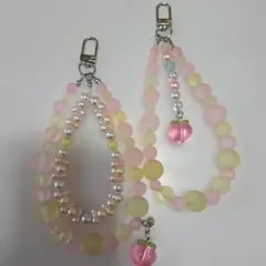 ビーズキーホルダー ビーズストラップ 桃 フルーツのキーホルダー ハンドメイド
