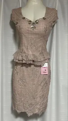 【匿名配送】Tika︎✦︎ツーピースドレス【Lサイズ】