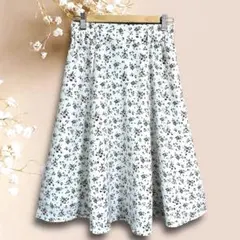 【美品】earth music&ecology スカート　フレア　花柄　ロング