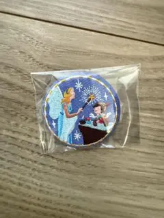 ディズニー　刺繍缶バッジ　ピノキオ