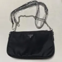PRADA プラダ ショルダーバッグ ノベルティ ブラック チェーン