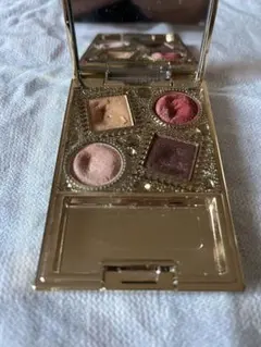 エレガンス ヌーヴェルアイズ　112 クリスマスコフレ